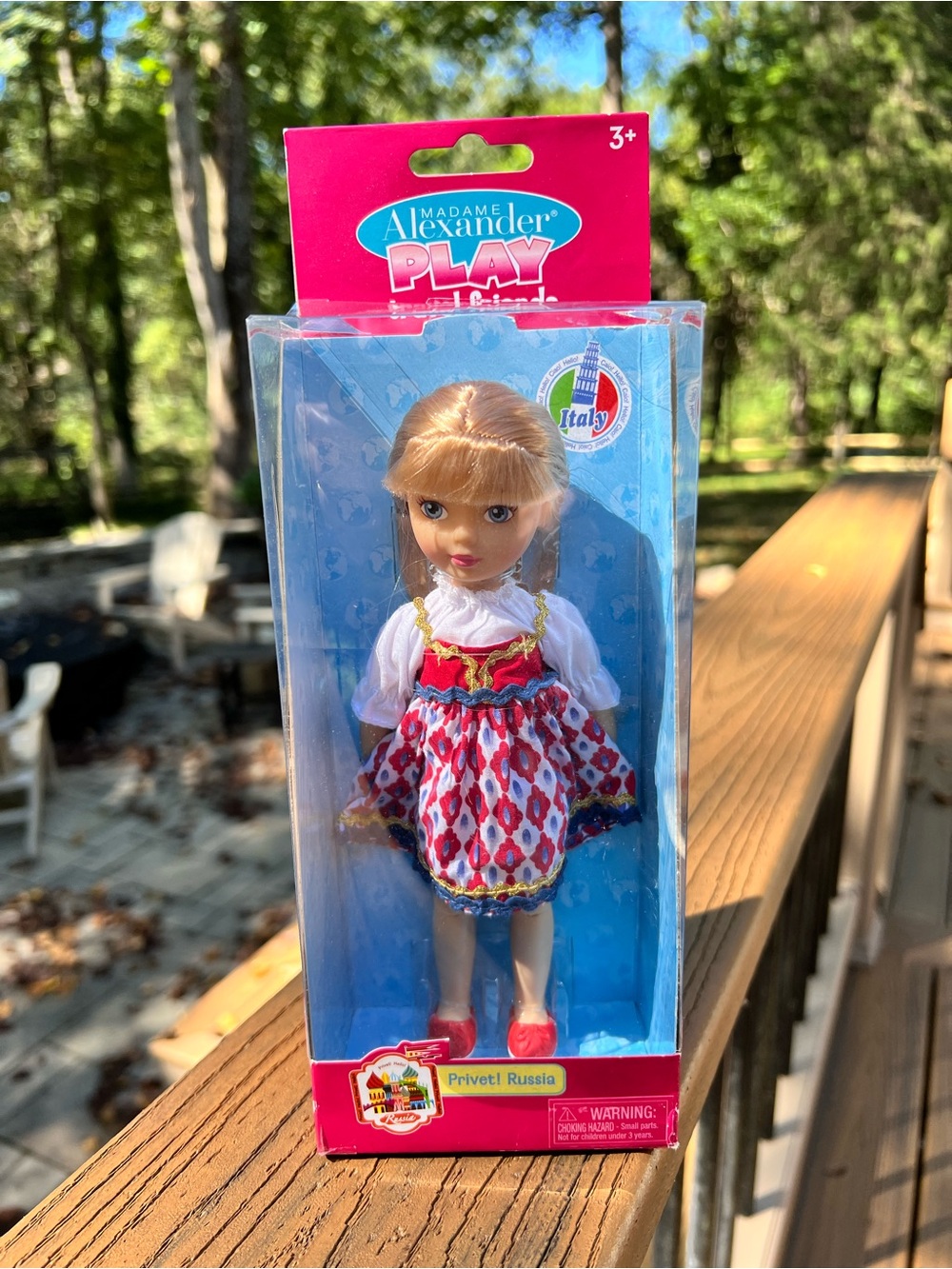 *NIB* Madame Alexander Play Travel Friends “Privet! Russia” doll, #69440